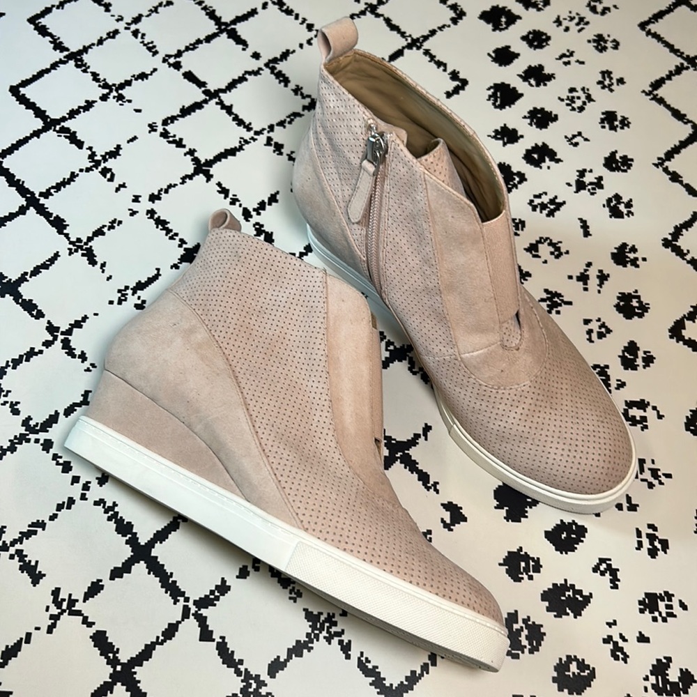 LINEA PAOLO Wedge Suede Sneakers - US Size 7.5 M - EUC
